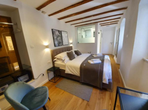 THE SUITES at central Split